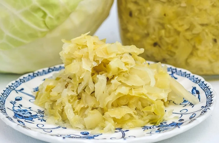 how to make sauerkraut