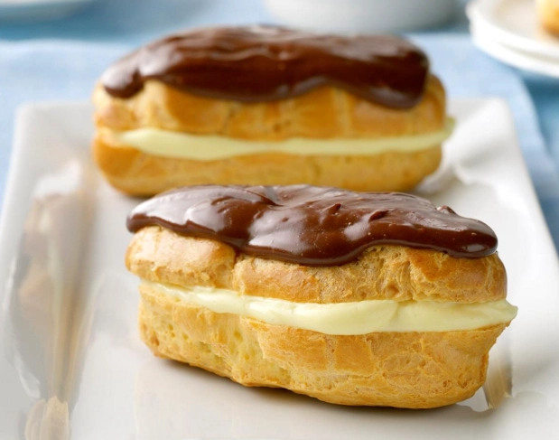 chocolate eclair glaze