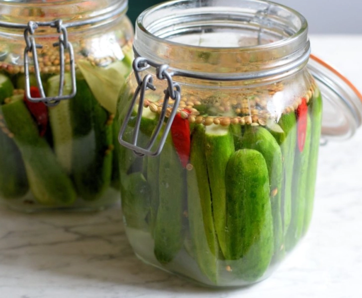 easy pickled cucumbers