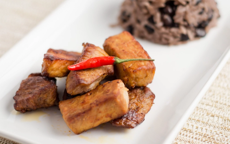 crispy pork griot