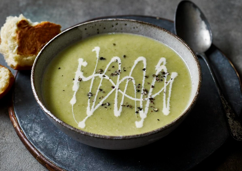 creamy vegan leek soup