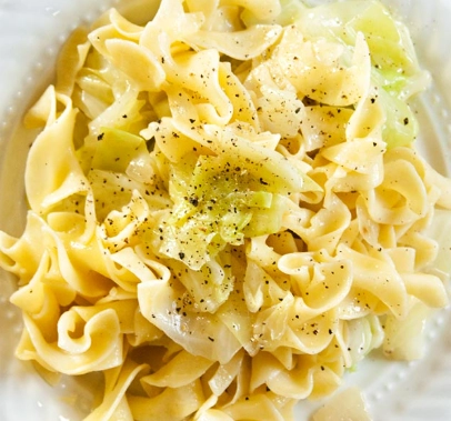 savory cabbage noodle soup