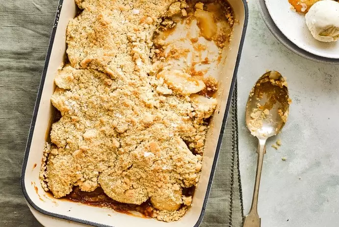 easy pear crumble