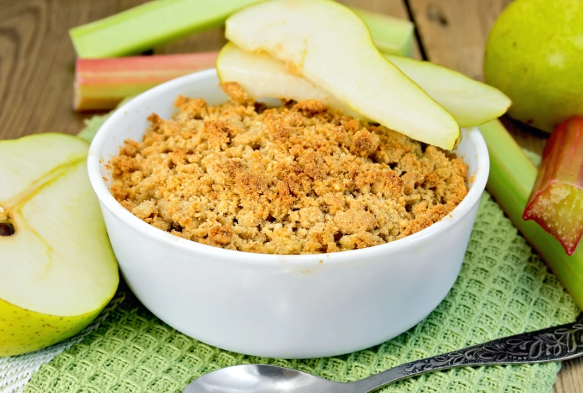 easy pear crumble easy pear crumble