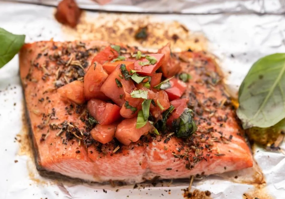 salmon in tomato sauce