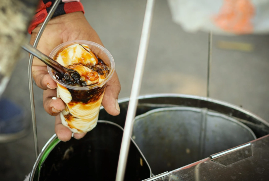 Filipino taho dessert