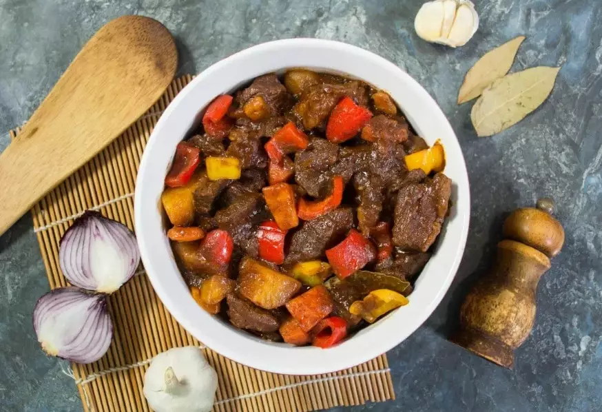 beef mechado