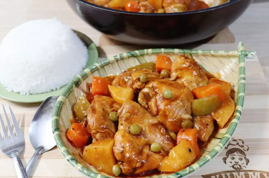 Filipino chicken stew Filipino chicken stew