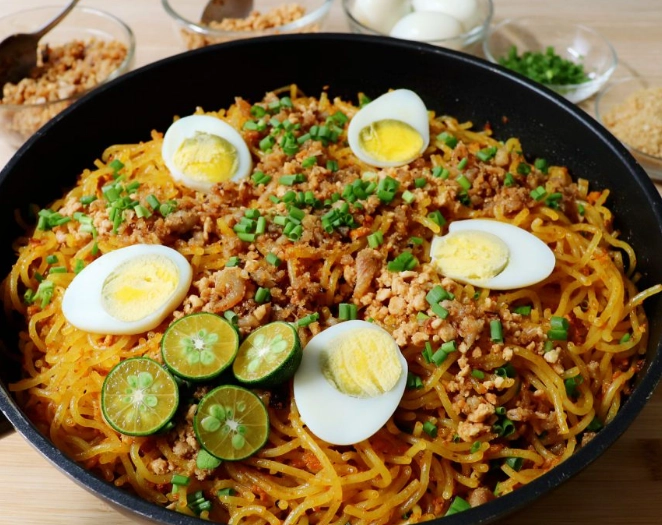 Palabok Ingredients Explained: A Complete Guide to the Filipino Noodle Dish