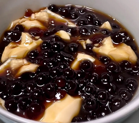 taho with arnibal syrup